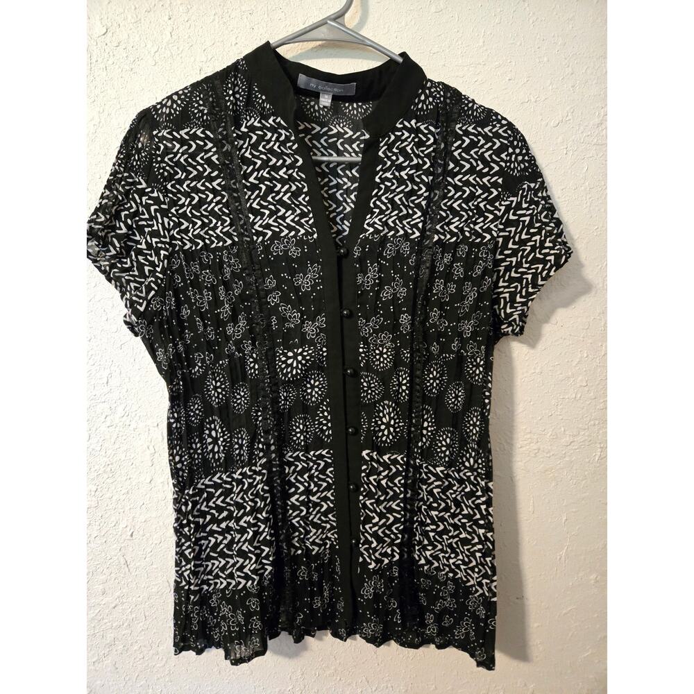 NY Collection black and white patterned sheer blouse